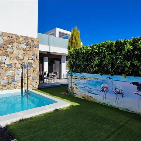 Moderna Con Piscina Orihuela
